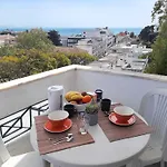 Location Equiped Space View - 4 People *
