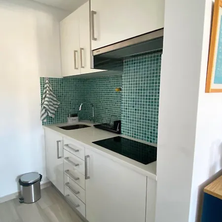 Location Equiped Space View - 4 People *