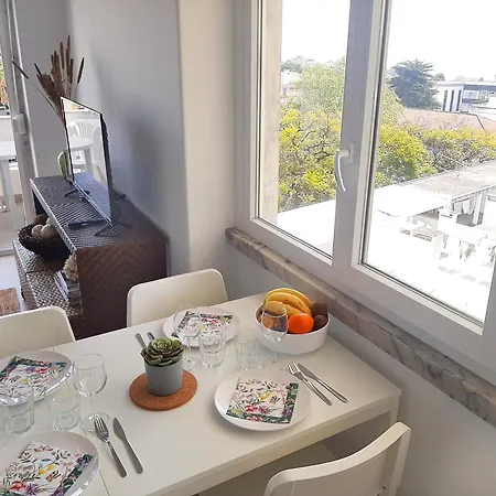 Location Equiped Space View - 4 People Эшторил