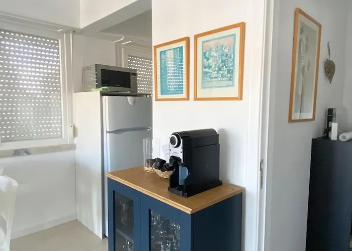 Location Equiped Space View - 4 People *