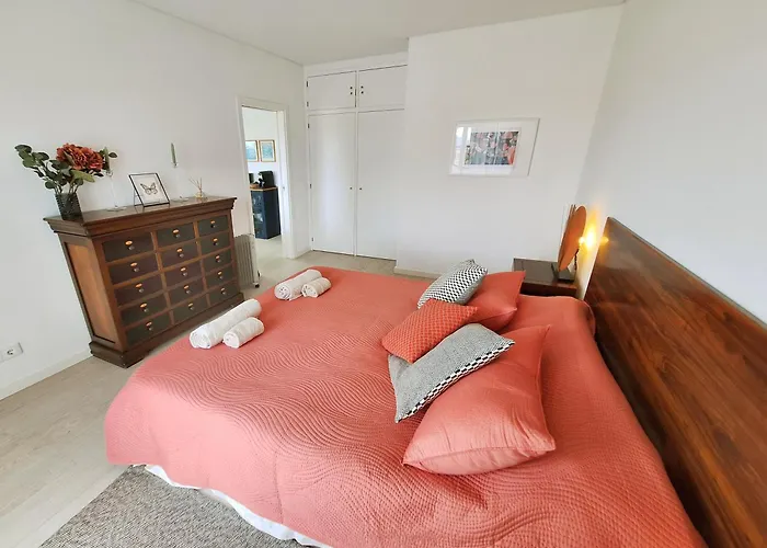 Location Equiped Space View - 4 People 埃斯托利尔